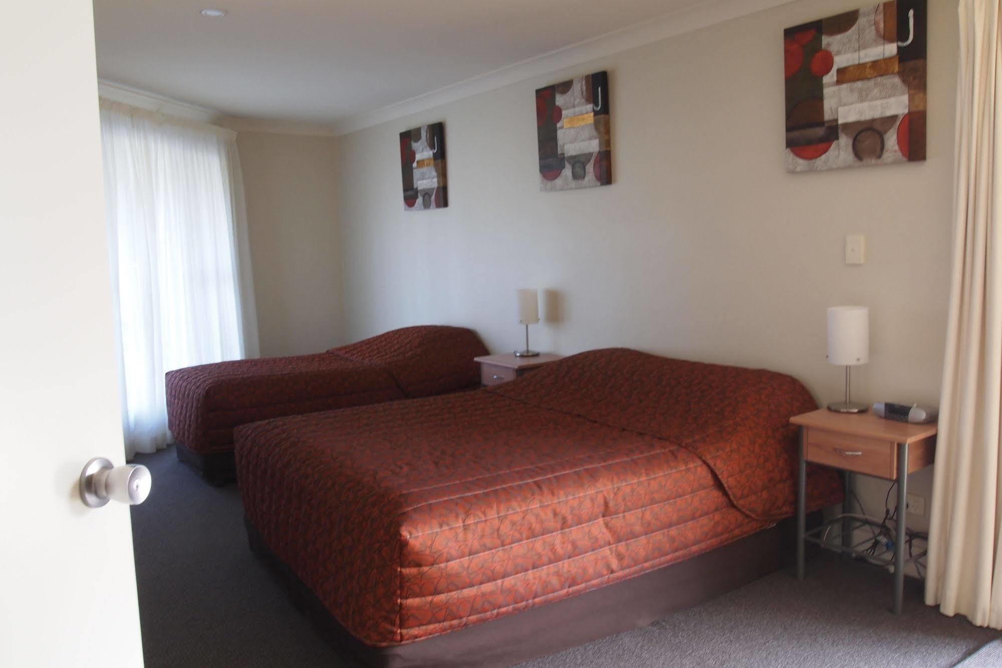 Alexander Cameron Suites Penola Eksteriør billede